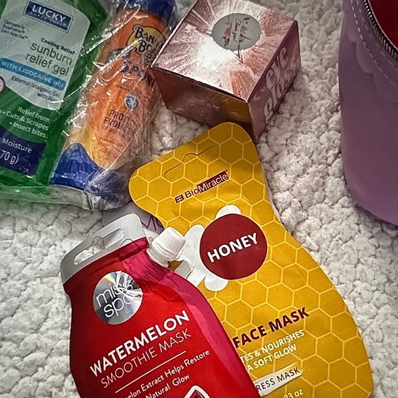 Trina Turk Pink Cosmetic Bag bundle - Picture 3 of 11